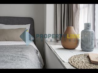 Mid Levels Central - Peach Blossom 07