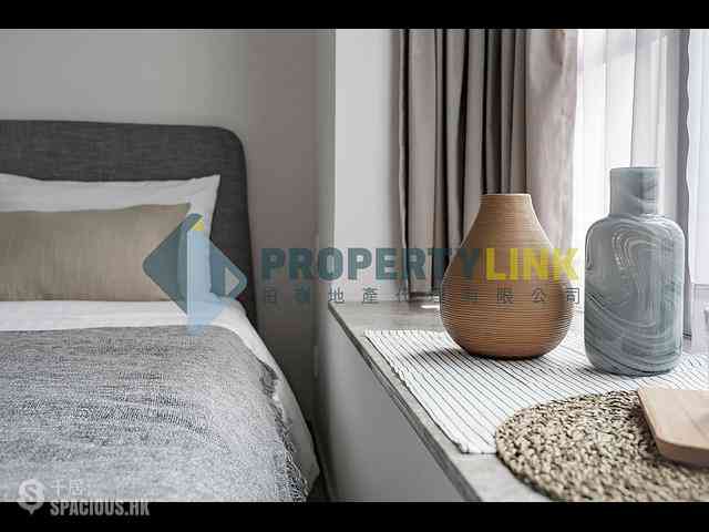 Mid Levels Central - Peach Blossom 07