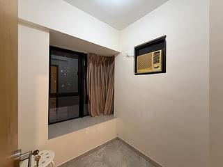Wan Chai - 112, Johnston Road 04