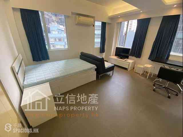 Central - Cheung Fai Building 01