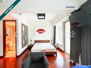 Wan Chai - The Avenue 03