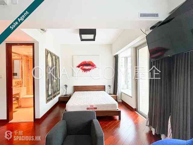 Wan Chai - The Avenue 03