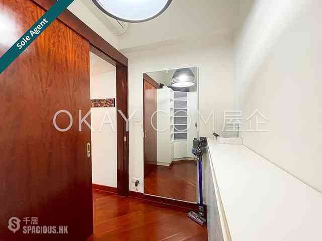 Wan Chai - The Avenue 06
