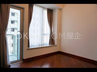 Wan Chai - The Avenue Phase 2 07