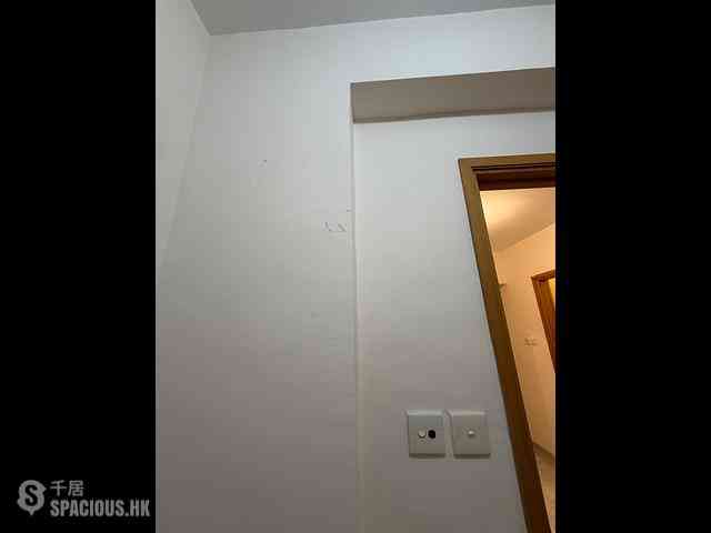 Wan Chai - 112, Johnston Road 03
