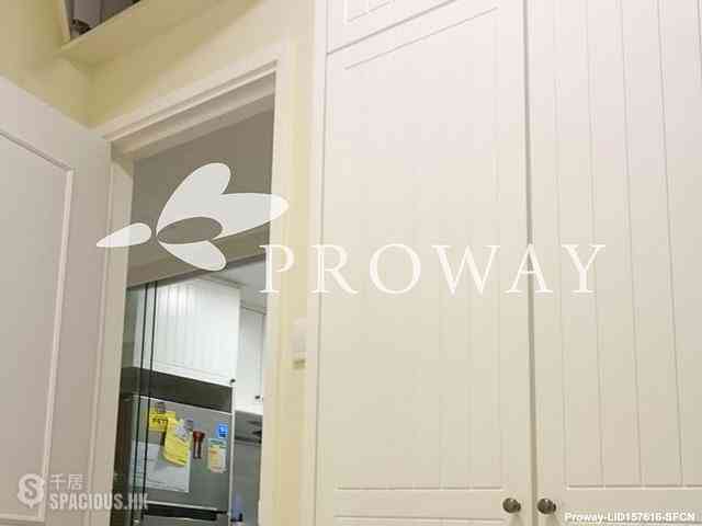 Causeway Bay - Lockhart House 06