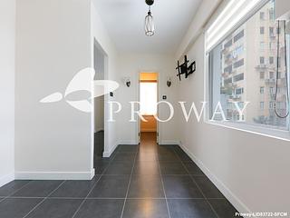 Mid Levels Central - Robinson Crest 06