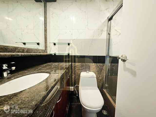 Mid Levels Central - Hillsborough Court 05