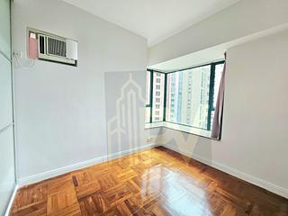 Mid Levels Central - Hillsborough Court 03