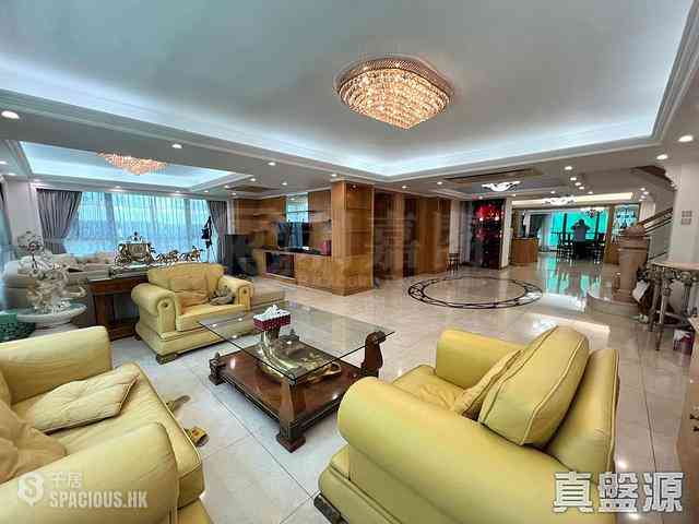 Kowloon Tong - Emperor Place 01