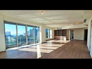 Wong Chuk Hang - Marinella Block 1 02