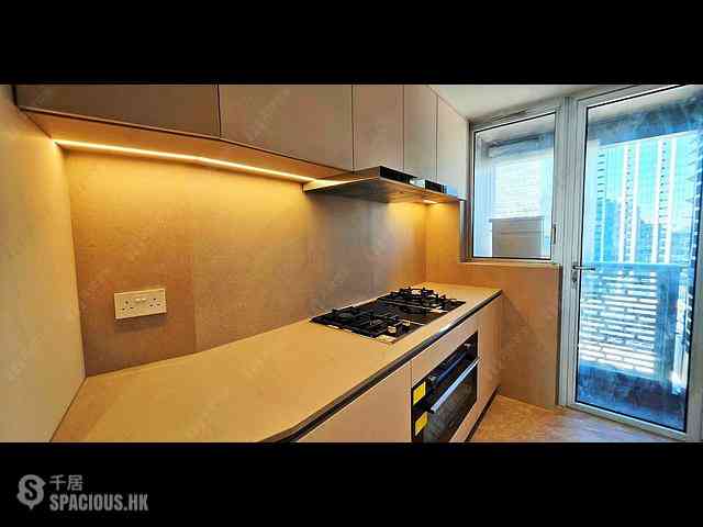 Wong Chuk Hang - Marinella Block 1 03