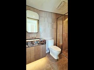 Wong Chuk Hang - Marinella Block 1 09