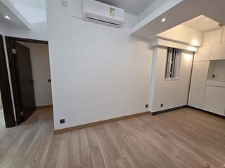 Wan Chai - Ko Wah Building(Go Wah Mansion) 06
