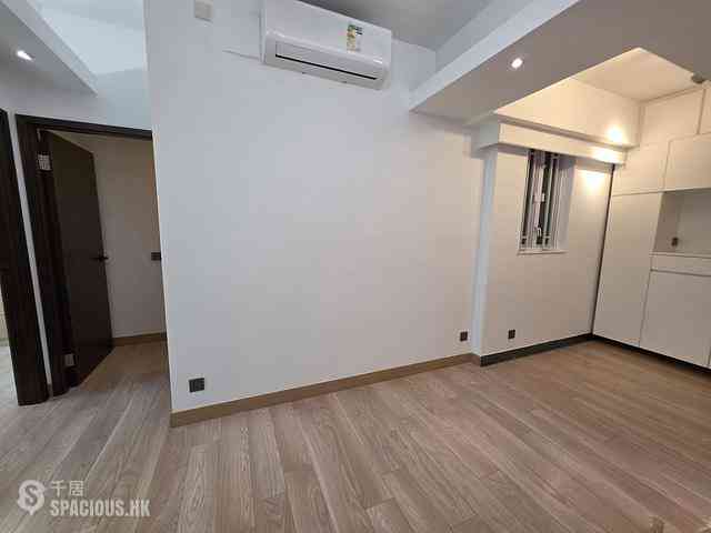 Wan Chai - Ko Wah Building(Go Wah Mansion) 06