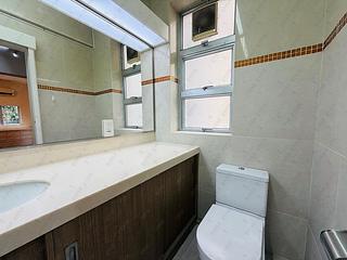 Mid Levels Central - Glory Mansion 13