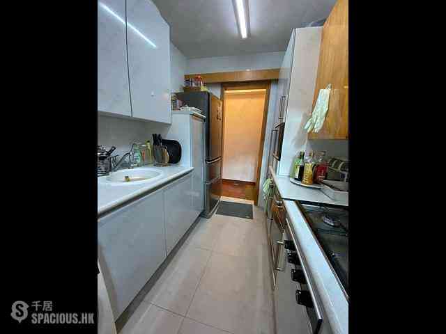 Mid Levels West - 2, Hatton Road 16