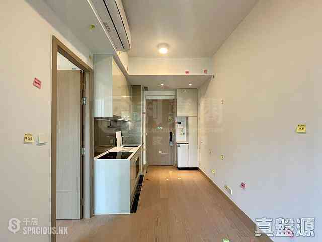 Lohas Park - Lohas Park Phase 12A Seasons Place Tower 3A 07