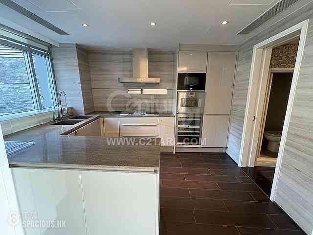 Repulse Bay - The Lily Block 4 06