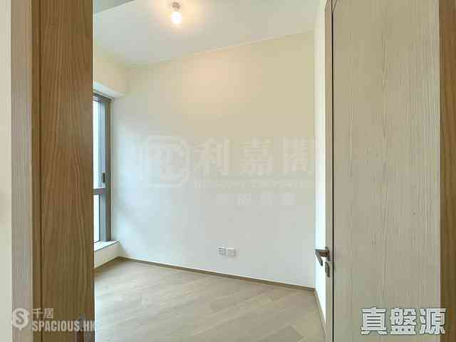 Lohas Park - Lohas Park Phase 11B Villa Garda I Block 1 (1B) 04