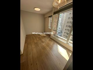 Sai Ying Pun - Yue Sun Mansion 02