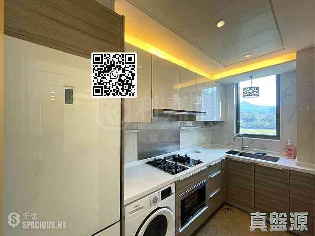 Tseung Kwan O - The Papillons Block 1 06
