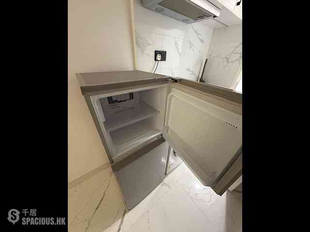 Mong Kok - Lee Hing Building 14