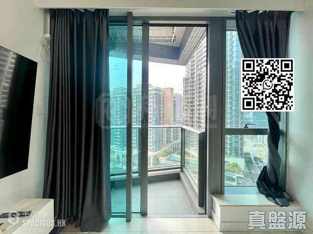 Tseung Kwan O - Twin Peaks Block 1 02