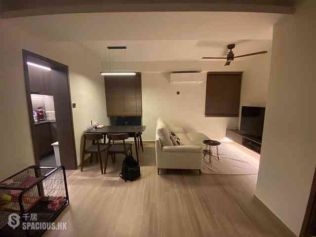 Tseung Kwan O - Bauhinia Garden Block 8 03