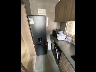 Tseung Kwan O - Bauhinia Garden Block 8 07