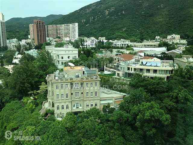 Happy Valley - The Colonnade 02