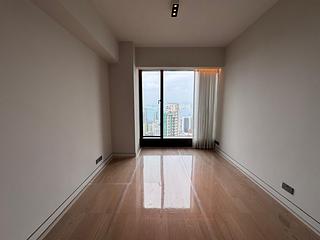 Mid Levels West - The Legacy Phase 1 Tower 2 09