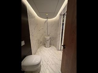 Mid Levels West - The Legacy Phase 1 Tower 2 16