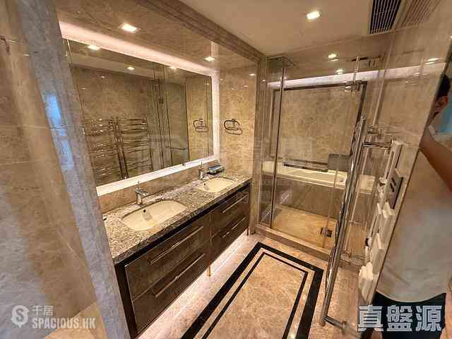 West Kowloon - The Harbourside Block 3 10