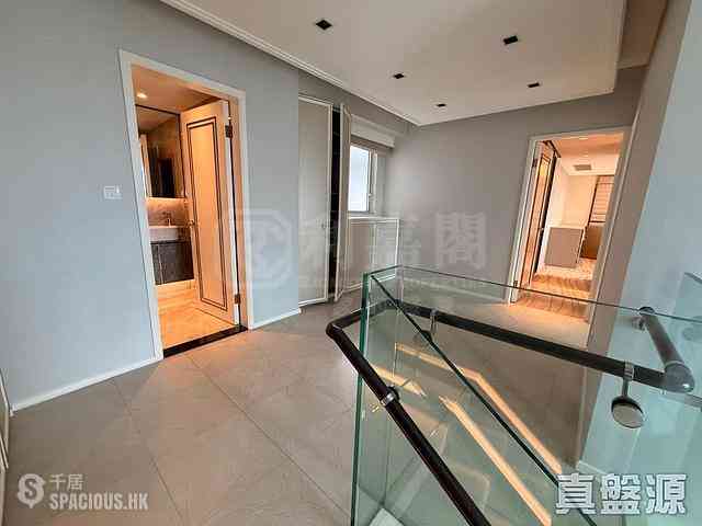West Kowloon - The Harbourside Block 3 13