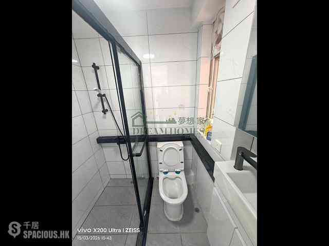 Kennedy Town - Han Yu Building 09
