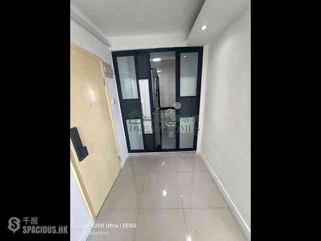 Kennedy Town - Han Yu Building 05