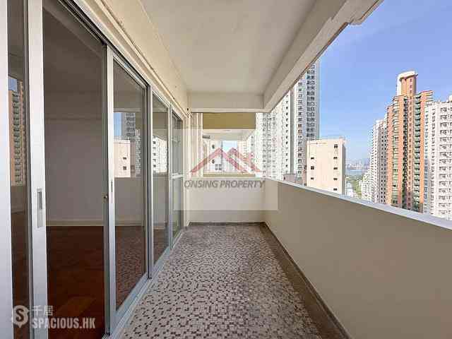 Tai Hang - Kan Oke House 03