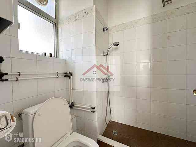 Tai Hang - Kan Oke House 10