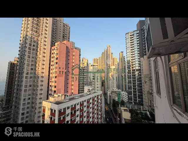 Kennedy Town - Ka Ming Building 03