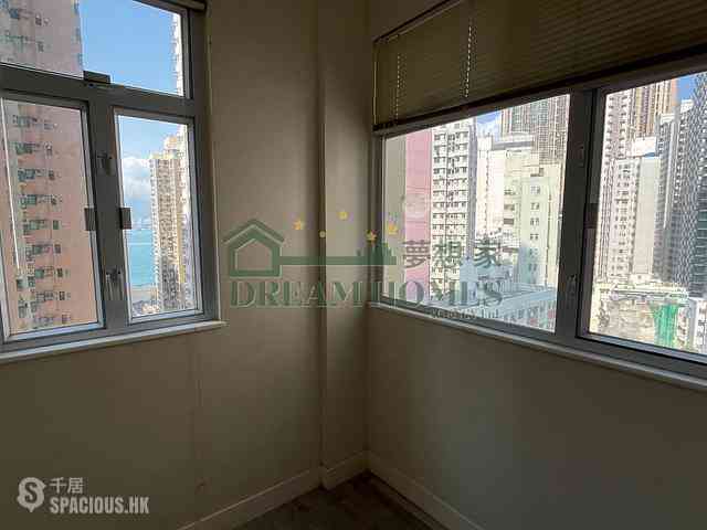 Kennedy Town - Ka Ming Building 09