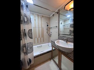 Tung Chung - Caribbean Coast Phase 2 Albany Cove Tower 7 03