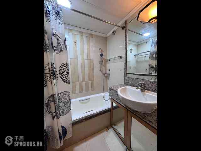 Tung Chung - Caribbean Coast Phase 2 Albany Cove Tower 7 03