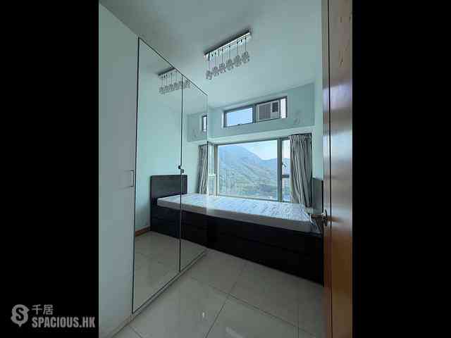 Tung Chung - Coastal Skyline Phase 3 La Rossa Block B (Block 8) 05