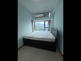 Tung Chung - Coastal Skyline Phase 3 La Rossa Block B (Block 8) 06