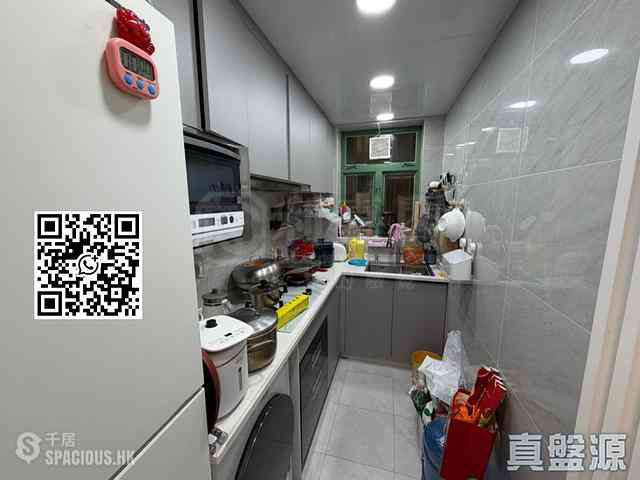 Tseung Kwan O - The Grandiose Block 2 05