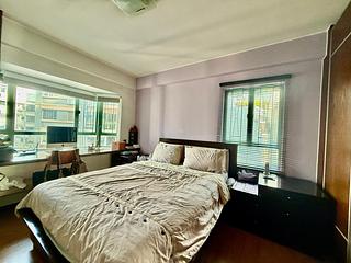 Mid Levels Central - Goldwin Heights 03