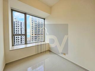 Sai Ying Pun - Island Crest 04