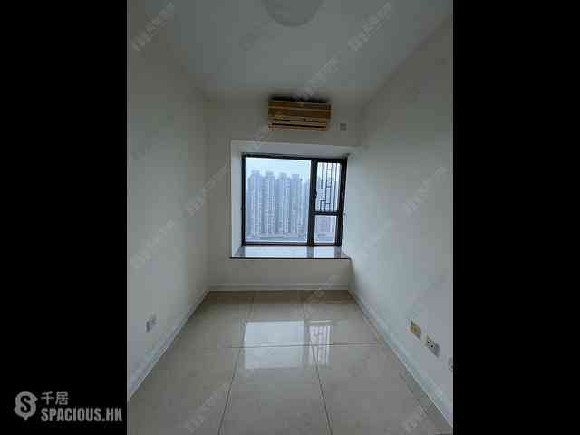 Tung Chung - Caribbean Coast Phase 2 Albany Cove 04