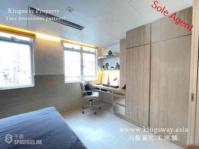 Central - 7-9, Shin Hing Street 07